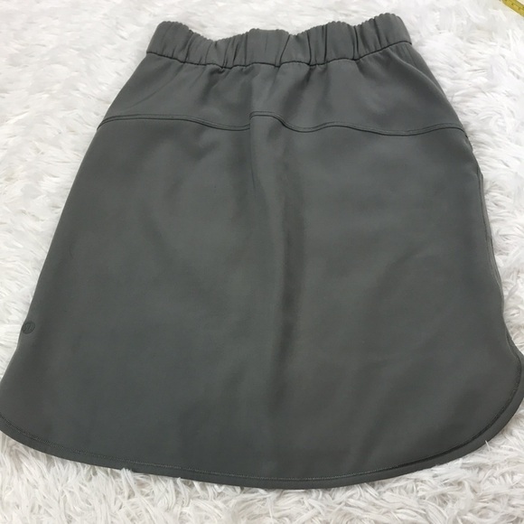 Lululemon On The Fly Skirt *Woven Grey Sage - Picture 6 of 6
